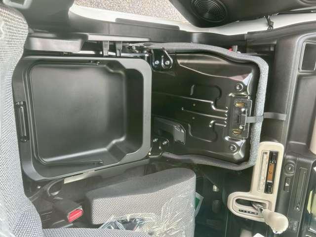 ワゴンＲスマイル ハイブリッドＸ　スズキセーフティサポート　禁煙車　メーカーオプション９型ＤＳＰ／フルセグＴＶ／ＤＶＤ再生／ＣＤ／Ｂｌｕｅｔｏｏｔｈ　全方位モニター　前後ドライブレコーダー　両側パワースライドドア　ＬＥＤオートライト（23枚目）