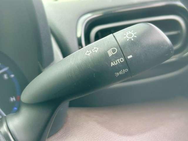 ヤリスクロス ハイブリッドＺ　禁煙車　車検２年　純正８型デイスプレイオーデイオ／フルセグＢｌｕｅｔｏｏｔｈ／バックモニター　ＥＴＣ　パワーシート　シートヒーター　ＬＥＤオートライト　オートハイビーム　レーダークルーズコントロール（10枚目）