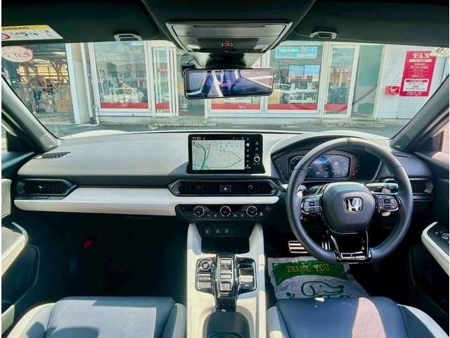 �����̍����f�ނ��ґ�Ɏg���Ă���A�N���X�𒴂����������I�X�C�b�`�ނ����삵�₷���z�u�͂܂��Ƀv�����[���̊m���ȕi���B�S�n�悢��ԂɂȂ��Ă��܂��i´���e�j