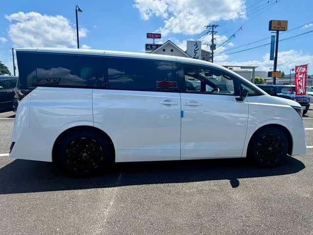 Ｘ　ｅ－４ＯＲＣＥ　プロパイロット　ツインガラスルーフ　登録済未使用車　フロアマット付　全方位モニター　１４．３型日産コネクト　１５．６型フリップダウンモニター　エアーシート　ハンドルヒーター　ワイヤレス充電（画像52）