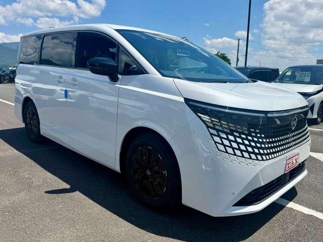 Ｘ　ｅ－４ＯＲＣＥ　プロパイロット　ツインガラスルーフ　登録済未使用車　フロアマット付　全方位モニター　１４．３型日産コネクト　１５．６型フリップダウンモニター　エアーシート　ハンドルヒーター　ワイヤレス充電（画像53）