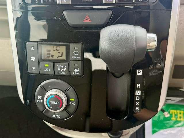 Ｘ　車検２年整備　パワースライドドア　ナビ／地デジＴＶ／ＤＶＤ再生／ＣＤ／Ｂｌｕｅｔｏｏｔｈ／バックモニター　ＥＴＣ　アイドリングＳＴＯＰ　プッシュスタート　スマートキー　電動格納ドアミラー（画像18）