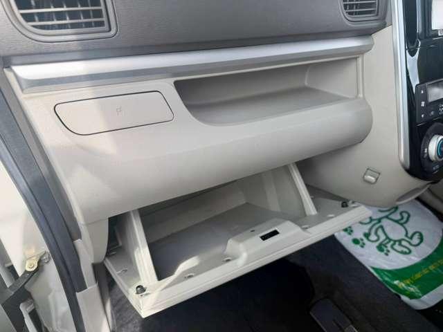 Ｘ　車検２年整備　パワースライドドア　ナビ／地デジＴＶ／ＤＶＤ再生／ＣＤ／Ｂｌｕｅｔｏｏｔｈ／バックモニター　ＥＴＣ　アイドリングＳＴＯＰ　プッシュスタート　スマートキー　電動格納ドアミラー（画像21）