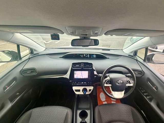 Ｓセーフティプラス　モデリスタタイプフルエアロ　１８インチアルミ　ＬＥＤオートハイビーム／フォグランプ　純正ナビ／地デジＴＶ／ＳＤ／Ｂｌｕｅｔｏｏｔｈ／バックモニター　革巻きハンドル　クルーズコントロール　スマートキー（画像3）