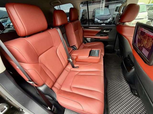 ＬＸ５７０　４ＷＤ　禁煙車　モデリスタエアロ　サンルーフ　本革エアーパワーシート　純正２１インチアルミ　３眼ＬＥＤオートハイビーム　純正１２．３型ナビ　全方位モニター　後席用フリップダウンモニターパワーバックドア（画像38）