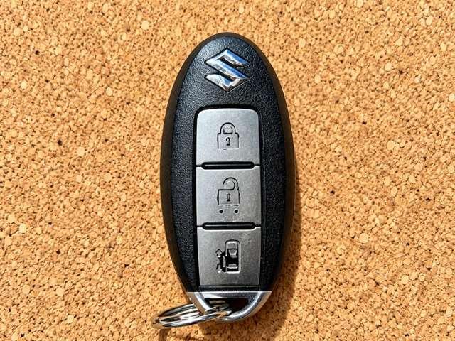 ２．０Ｇ　走行距離５６．８５０キロ　禁煙車　８人乗り　パワースライドドア　ナビ　ＥＴＣ　インテリジェントキー　純正アルミ　電動格納ドアミラー　純正フロアマット／ドアバイザー（画像22）