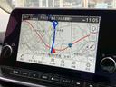 ノート Ｘ　新車メーカー保証継承　全方位モニター　シートヒーター　ハンドルヒーター　純正９型ナビ／フルセグＴＶ／Ｂｌｕｅｔｏｏｔｈ　インテリジェントルームミラー　ＬＥＤオートライト　置くだけ充電　２．０ＥＴＣ（5枚目）