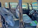 ボタン一つでドアが自動開閉！荷物で手が塞がっている時や、お子様を連れている時でもスマートに乗り降りできる、非常に利便性の高いおもてなし装備です★