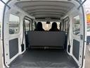 お仕事から車中泊などのレジャーまで非常に幅広く活躍!清潔感のある荷室は車選びの大きな決め手になります(^^♪