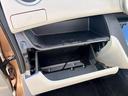 助手席周りにも工夫が満載!車内が散らからず常に綺麗な空間をキープできます(^^)/