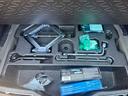 普段は見えない車載工具もしっかりご紹介★専用スペースにスッキリ収納されています!
