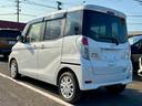 斜め後ろからもスッキリしたスタイル♪パールカラーで明るい印象です(^^♪