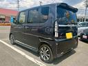 斜め後ろから見てもスタイリッシュ★落ち着いたグレーがよく似合っています。