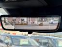 後部座席に人が乗っていても、荷物がいっぱいでも後ろの視界はいつもクリアです★ カメラの映像を映し出すので、大きな車体でも安心して運転できますよ(^^♪