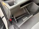 車内をスッキリ使うなら収納も大切★小物の置き場所にも注目です!