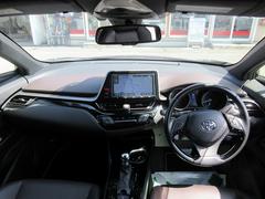 地域最大の在庫数！！　軽自動車からセダン、コンパクトカーにファミリーカー♪　各メーカー・各車種、低価格車から高級車まで多車種を取り揃えております（＾＾）／　お問合せ・ご来店、心よりお待ちしております☆ 4