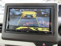 バックカメラで駐車も安心です♪ 6