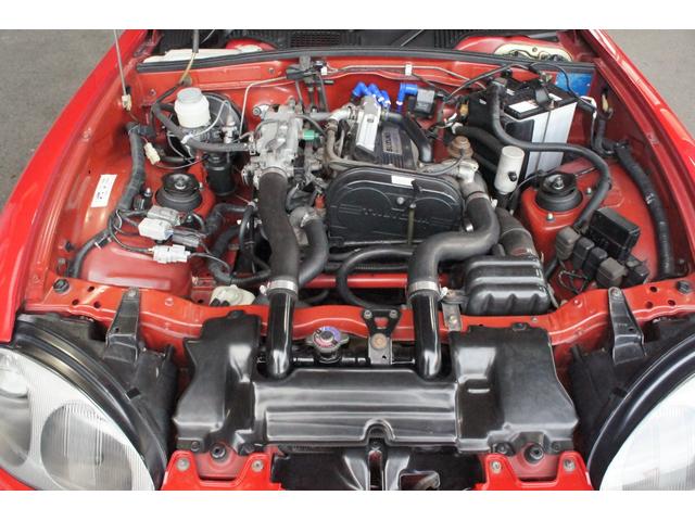 カプチーノ ベースグレード　ＫＹＢ足廻り・フジツボマフラー・ＭＯＭＯステアリング・シフトノブ（ＭＯＭＯ）・タイミングベルト交換済・パワーウィンドウ・ＥＡ１１Ｒ・１４インチアルミホイール・５速マニュアル・エアコン・修復歴なし（17枚目）