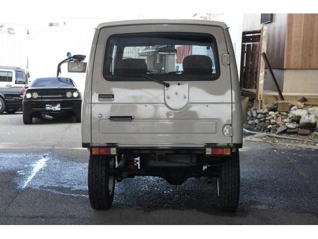 ジムニー ランドベンチャー　スプリング２インチリフトＵＰ・社外グリル・社外Ｆ・Ｒバンパー・社外アルミ・４ＷＤ・パワーステアリング・修復歴ナシ・４人乗り（3枚目）