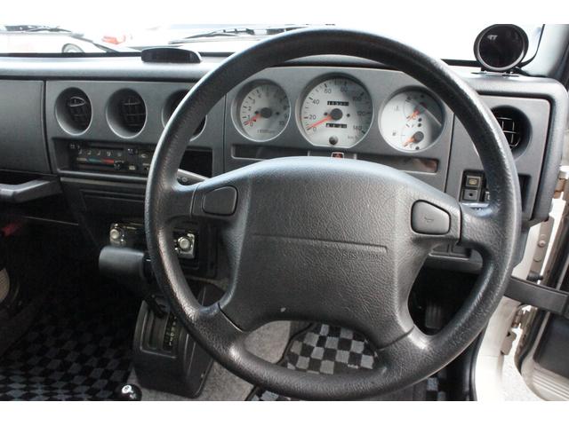 ジムニー ランドベンチャー　スプリング２インチリフトＵＰ・社外グリル・社外Ｆ・Ｒバンパー・社外アルミ・４ＷＤ・パワーステアリング・修復歴ナシ・４人乗り（16枚目）