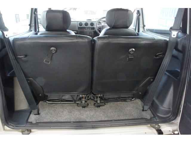 ジムニー ランドベンチャー　スプリング２インチリフトＵＰ・社外グリル・社外Ｆ・Ｒバンパー・社外アルミ・４ＷＤ・パワーステアリング・修復歴ナシ・４人乗り（18枚目）