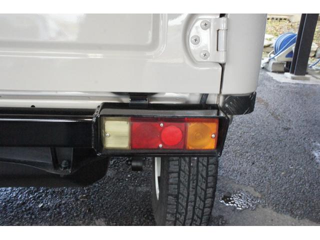 ジムニー ランドベンチャー　スプリング２インチリフトＵＰ・社外グリル・社外Ｆ・Ｒバンパー・社外アルミ・４ＷＤ・パワーステアリング・修復歴ナシ・４人乗り（25枚目）