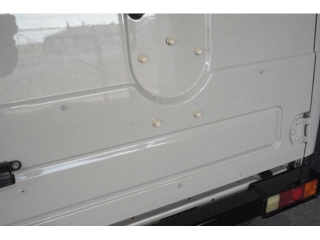 ジムニー ランドベンチャー　スプリング２インチリフトＵＰ・社外グリル・社外Ｆ・Ｒバンパー・社外アルミ・４ＷＤ・パワーステアリング・修復歴ナシ・４人乗り（33枚目）