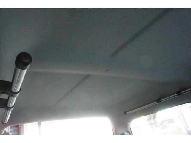 ジムニー ＸＧ　リフトＵＰ・社外前後バンパー・社外ホイール・リアナンバー移設・社外マフラー・ルーフキャリア・リアラダー・ステップ（12枚目）