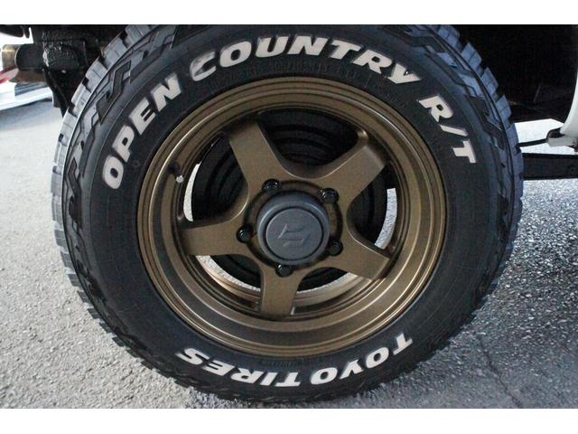 ジムニー ＸＧ　リフトＵＰ・社外前後バンパー・社外ホイール・リアナンバー移設・社外マフラー・ルーフキャリア・リアラダー・ステップ（21枚目）