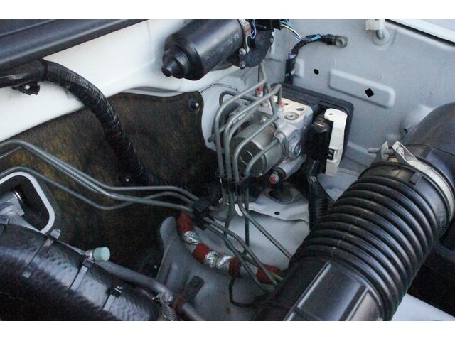 ジムニー ＸＧ　リフトＵＰ・社外前後バンパー・社外ホイール・リアナンバー移設・社外マフラー・ルーフキャリア・リアラダー・ステップ（53枚目）