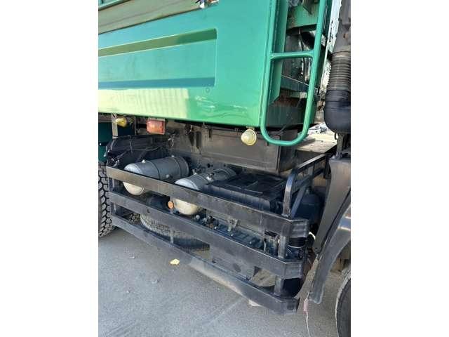 ギガ ベースグレード　１０ｔダンプ　７速ミッション　ＥＴＣ　エアコン　パワステ　パワーウインドウ　キーレス（21枚目）