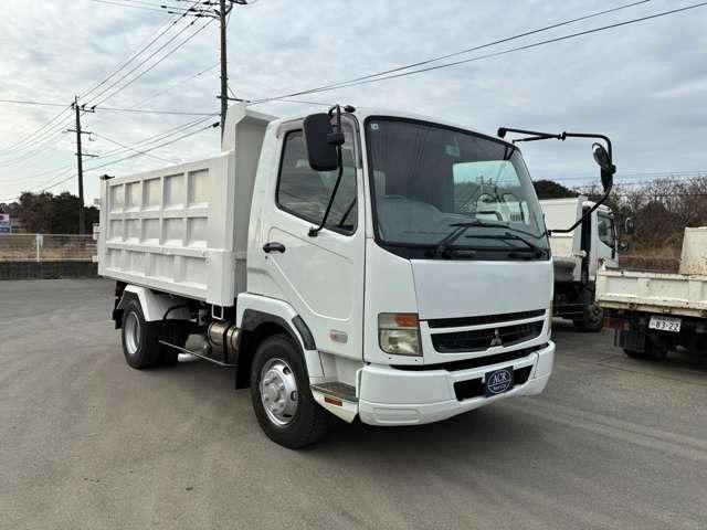 ファイター 　４．０ｔ深ダンプ　５速ミッション　ＥＴＣ　エアコン　パワステ　パワーウインドウ　キーレス（2枚目）