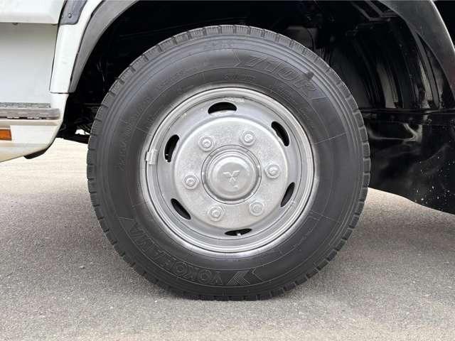 ファイター 　４．０ｔ深ダンプ　５速ミッション　ＥＴＣ　エアコン　パワステ　パワーウインドウ　キーレス（14枚目）