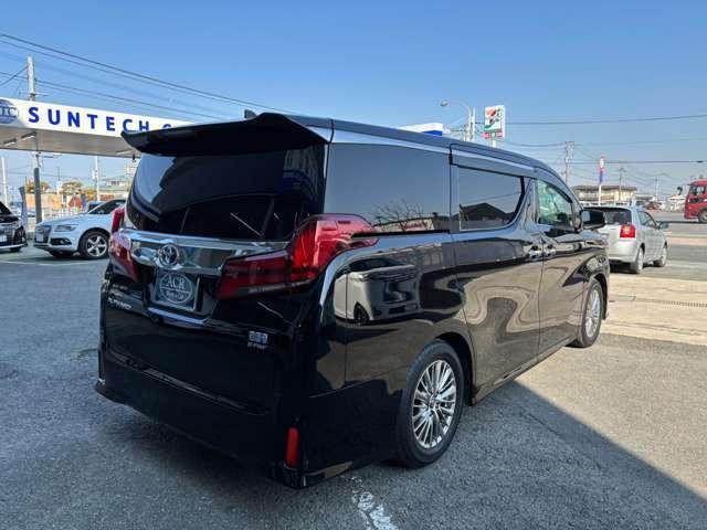 アルファードハイブリッド Ｇ　Ｌパッケージ　ハイブリッド車　ＳＲ　両側電動スライド　ドラレコ　ＬＥＤライト　ＨＤＤナビ　フルセグＴＶ　全方位カメラ　ミュージックプレイヤー接続可　衝突被害軽減ブレーキ　アダプティブクルーズコントロール（4枚目）