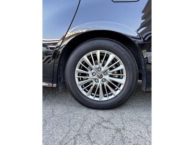 アルファードハイブリッド Ｇ　Ｌパッケージ　ハイブリッド車　ＳＲ　両側電動スライド　ドラレコ　ＬＥＤライト　ＨＤＤナビ　フルセグＴＶ　全方位カメラ　ミュージックプレイヤー接続可　衝突被害軽減ブレーキ　アダプティブクルーズコントロール（17枚目）