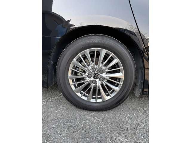 アルファードハイブリッド Ｇ　Ｌパッケージ　ハイブリッド車　ＳＲ　両側電動スライド　ドラレコ　ＬＥＤライト　ＨＤＤナビ　フルセグＴＶ　全方位カメラ　ミュージックプレイヤー接続可　衝突被害軽減ブレーキ　アダプティブクルーズコントロール（20枚目）