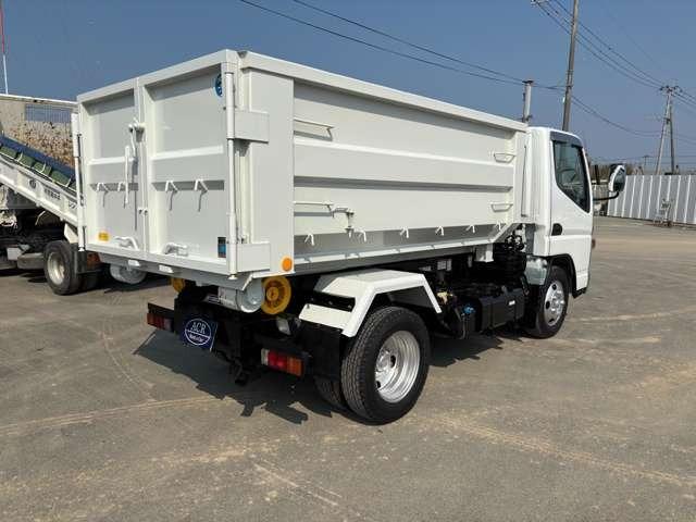 キャンター ベースグレード　バッカン３個付き　３ｔアームロール　ＥＴＣ　エアコン　パワーウインドウ　パワステ（4枚目）