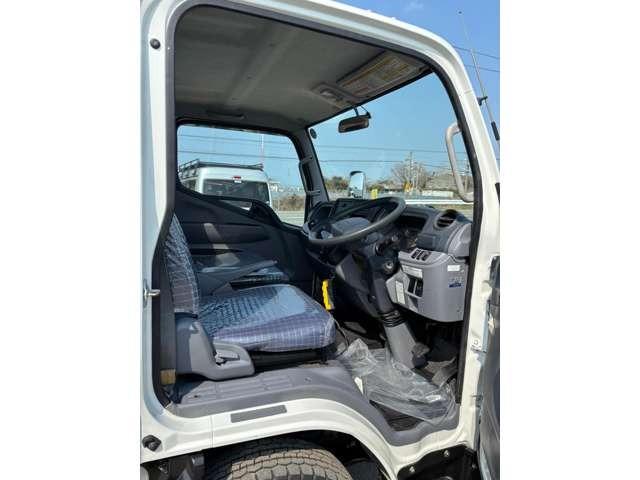 キャンター ベースグレード　バッカン３個付き　３ｔアームロール　ＥＴＣ　エアコン　パワーウインドウ　パワステ（13枚目）