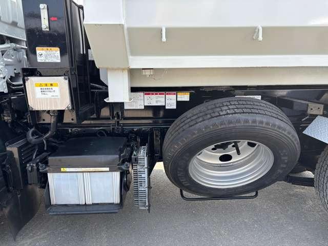 キャンター ベースグレード　バッカン３個付き　３ｔアームロール　ＥＴＣ　エアコン　パワーウインドウ　パワステ（20枚目）