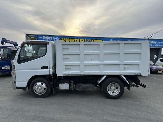 キャンター ダンプ　全低床　ディーゼルターボ　３ｔダンプ　５速ミッション　エアコン　パワステ　パワーウインドウ　キーレス（6枚目）