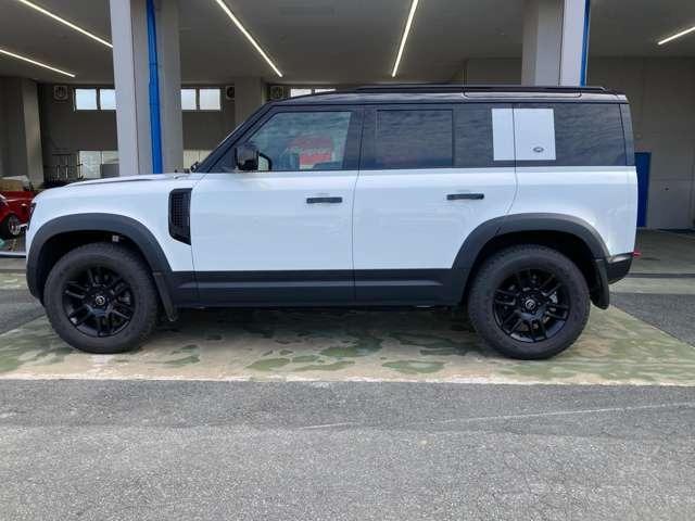 ディフェンダー １１０Ｓ　Ｐ３００　レーンキープ　４ＷＤ　衝突被害軽減ブレーキ　アダプティブクルーズコントロール　ヒルディセントコントロール　ディスプレイオーディオ・全方位カメラ　オートマチックハイビーム　電動シート（2枚目）