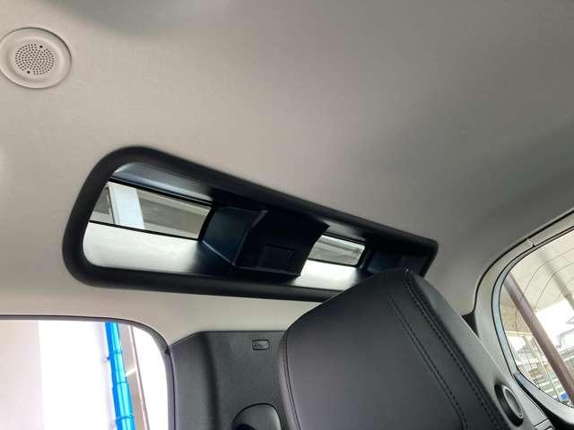 ディフェンダー １１０Ｓ　Ｐ３００　レーンキープ　４ＷＤ　衝突被害軽減ブレーキ　アダプティブクルーズコントロール　ヒルディセントコントロール　ディスプレイオーディオ・全方位カメラ　オートマチックハイビーム　電動シート（30枚目）