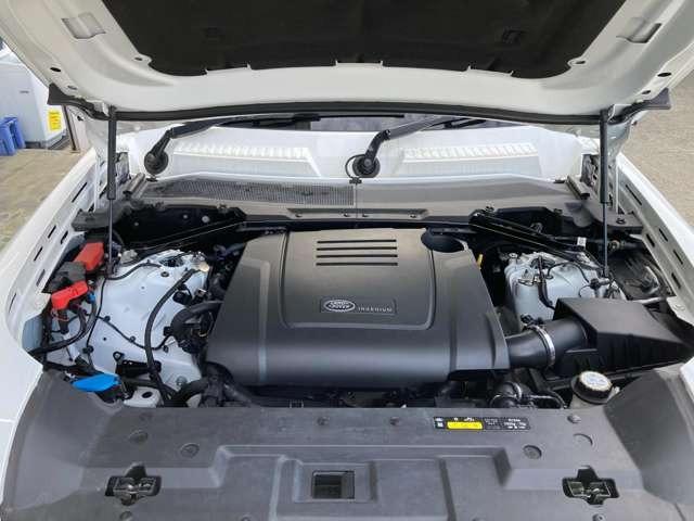 ディフェンダー １１０Ｓ　Ｐ３００　レーンキープ　４ＷＤ　衝突被害軽減ブレーキ　アダプティブクルーズコントロール　ヒルディセントコントロール　ディスプレイオーディオ・全方位カメラ　オートマチックハイビーム　電動シート（34枚目）