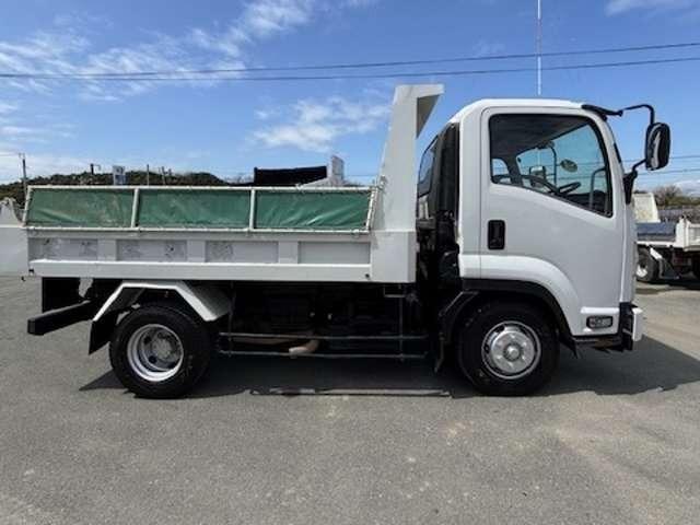 フォワード 　４．０ｔダンプ　エアコン　パワステ　パワーウインドウ　キーレス（7枚目）