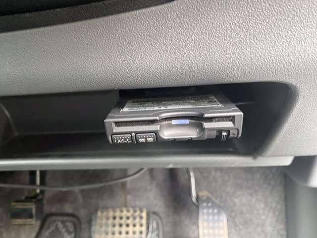 タント カスタムＲＳ　リア左側パワースライドドア　セキュリティ　運転席助手席エアバッグ　ＡＵＴＯエアコン　リモコンキー　ターボ車　フルフラットシート　ＰＳ　パワーウインド　安全ボディ　運転席エアバック　ＡＢＳ　ベンチシー（18枚目）