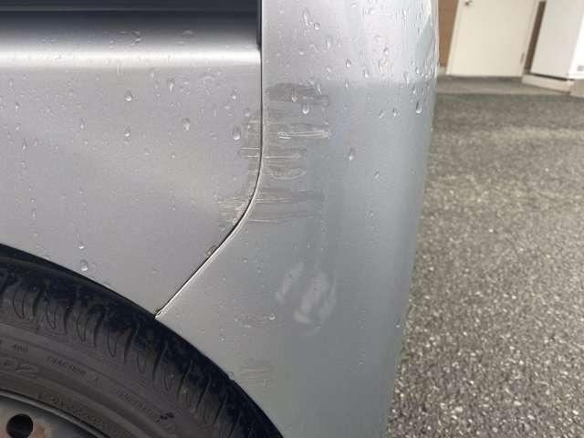 タント カスタムＲＳ　リア左側パワースライドドア　セキュリティ　運転席助手席エアバッグ　ＡＵＴＯエアコン　リモコンキー　ターボ車　フルフラットシート　ＰＳ　パワーウインド　安全ボディ　運転席エアバック　ＡＢＳ　ベンチシー（22枚目）