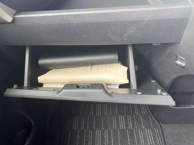 ウェイク Ｇ　セキュリティーアラーム　横滑防止装置　ターボ車　両側自動ドア　Ｗエアバック　アイドリングストップ　スマートキー　ベンチシート　エアコン　パワステ　オートライト　衝突安全ボディ　エアバック　ＡＢＳ（20枚目）