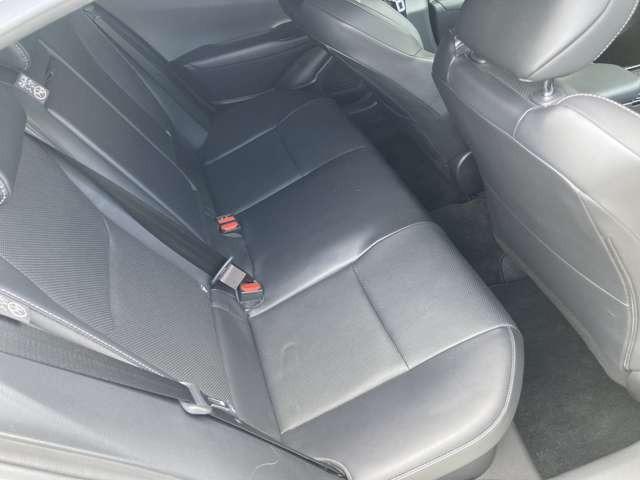 プリウス Ｚ　リアカメラ　Ｂｌｕｅｔｏｏｔｈオーディオ　プリクラッシュ　追従型クルコン　オートライト　レーンアシスト　ＡＣ１００Ｖ電源　オートマチックハイビーム　前席シートヒーター　ＡＣ　ＥＴＣ付（16枚目）