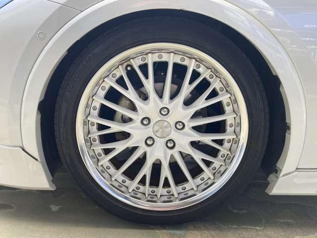 プリウス Ｚ　リアカメラ　Ｂｌｕｅｔｏｏｔｈオーディオ　プリクラッシュ　追従型クルコン　オートライト　レーンアシスト　ＡＣ１００Ｖ電源　オートマチックハイビーム　前席シートヒーター　ＡＣ　ＥＴＣ付（20枚目）