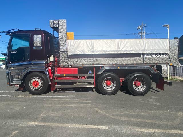 ギガ （9枚目）